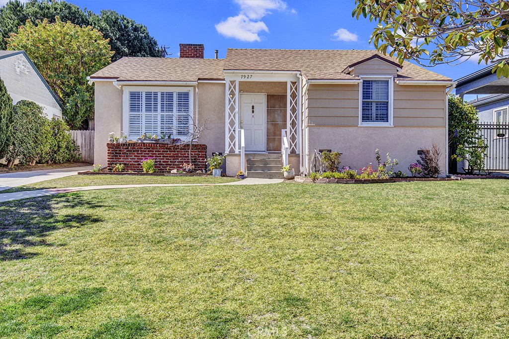 7927 Westlawn Avenue, Los Angeles, CA 90045
