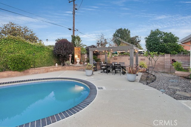 7900 Vicky Avenue, West Hills CA: https://media.crmls.org/medias/609ecc33-16ad-445d-a2fc-8c58d2976082.jpg
