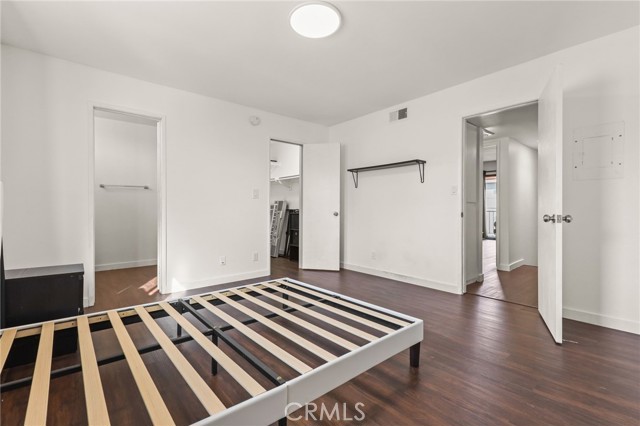 Detail Gallery Image 23 of 38 For 13243 Vanowen #2,  North Hollywood,  CA 91605 - 2 Beds | 3 Baths