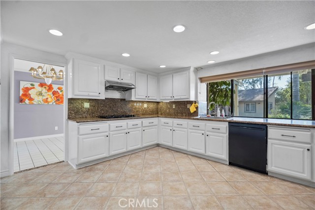 20905 Running Branch Road, Diamond Bar CA: https://media.crmls.org/medias/609f62e1-12df-4867-aff6-023ee0da3156.jpg