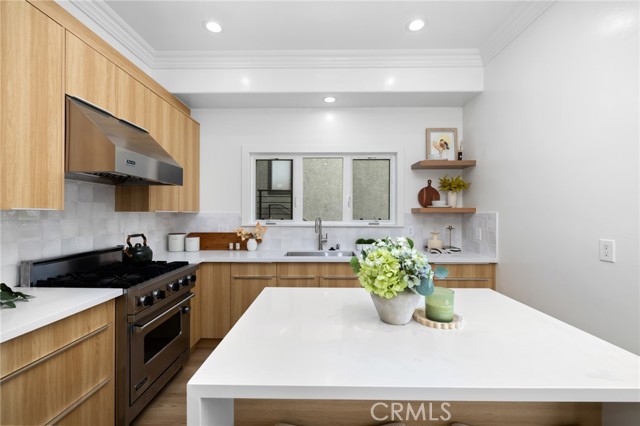 Detail Gallery Image 11 of 25 For 823 Oneonta, South Pasadena,  CA 91030 - 4 Beds | 3 Baths