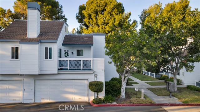 Detail Gallery Image 27 of 42 For 125 Briarglen, Irvine,  CA 92614 - 1 Beds | 1 Baths