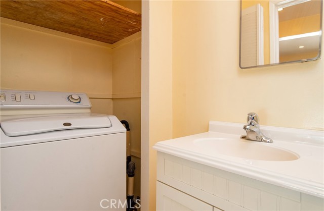 Detail Gallery Image 37 of 41 For 3301 Grayburn Rd, Pasadena,  CA 91107 - 3 Beds | 2/1 Baths
