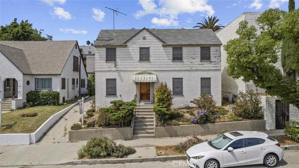 4325 Price Street