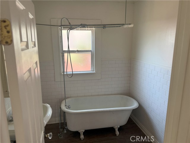 696 E Columbia Avenue, Pomona CA: https://media.crmls.org/medias/60a3dc6e-2834-418e-8cc0-247b99f89f66.jpg