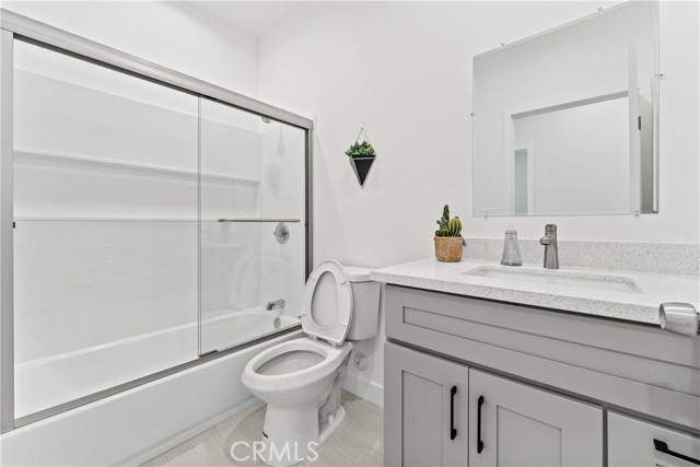 Image 22 of 43 For 13154 Cedar Street