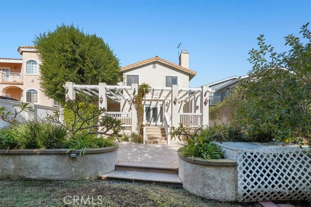 2320 Ralston Lane, Redondo Beach, California 90278, 4 Bedrooms Bedrooms, ,3 BathroomsBathrooms,Residential,Sold,Ralston,SB22238728