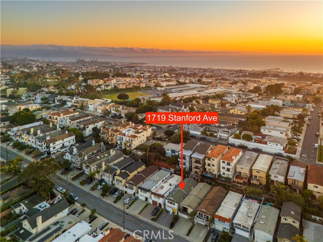 1719 Stanford Avenue, Redondo Beach, California 90278, 3 Bedrooms Bedrooms, ,1 BathroomBathrooms,Residential,For Sale,Stanford,SB25052370