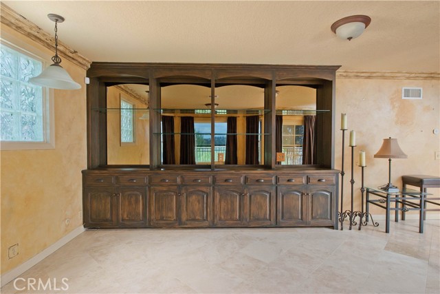 Detail Gallery Image 24 of 41 For 4389 San Blas Ave, Woodland Hills,  CA 91364 - 4 Beds | 2/1 Baths