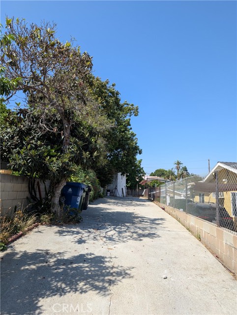 3231 Inez Street, Los Angeles CA: https://media.crmls.org/medias/60a79a1d-3a5c-466f-9bd5-cd0bcc3611d9.jpg