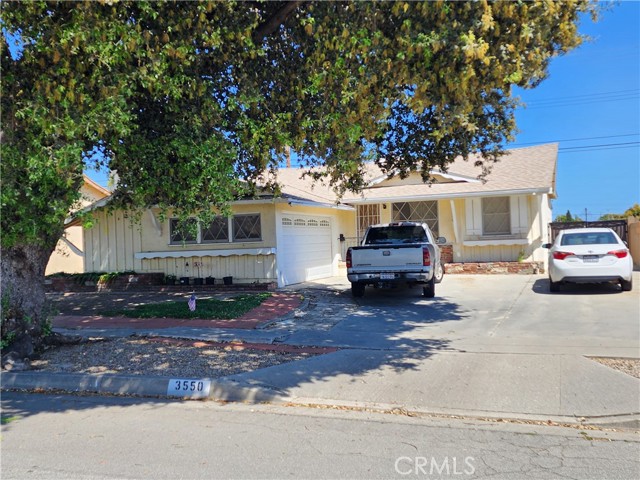 3550 Kemble Avenue, Long Beach, California 90808, 3 Bedrooms Bedrooms, ,1 BathroomBathrooms,Single Family Residence,For Sale,Kemble,DW24094330