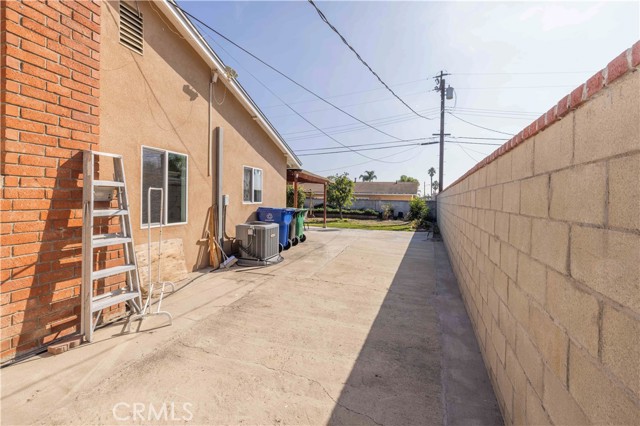 Detail Gallery Image 22 of 29 For 8902 Mcclure Ave, Westminster,  CA 92683 - 5 Beds | 3 Baths