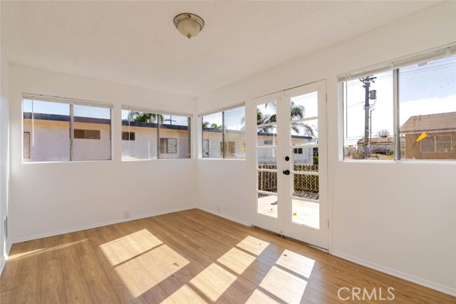 Detail Gallery Image 12 of 19 For 13015 Vanowen St #10,  North Hollywood,  CA 91605 - 2 Beds | 1 Baths