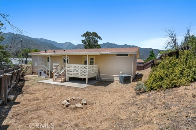 9984 Wrangler Way, Corona CA: https://media.crmls.org/medias/60aaee79-1906-41e3-8f15-8a19f973a760.jpg