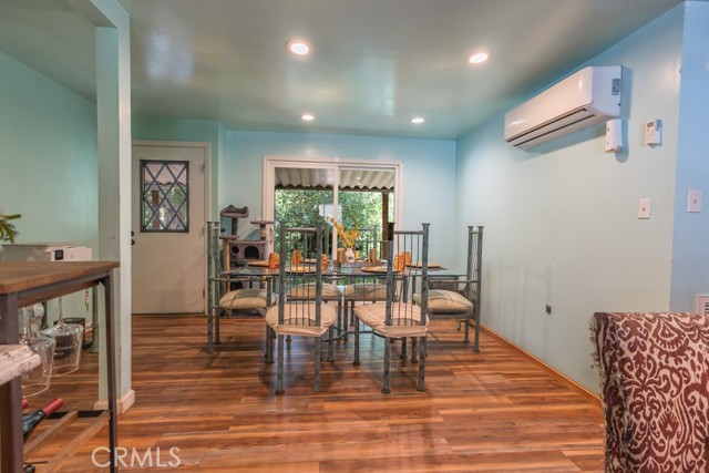 Detail Gallery Image 11 of 43 For 23500 the Old Rd #35,  Newhall,  CA 91321 - 3 Beds | 2 Baths