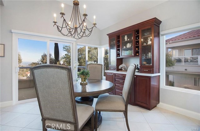 8 Toulon, Laguna Niguel CA: https://media.crmls.org/medias/60ab47b5-0714-42fe-b520-3d050b6f334b.jpg