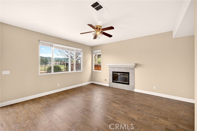 Detail Gallery Image 14 of 63 For 29141 Salrio Dr, Menifee,  CA 92584 - 4 Beds | 2/1 Baths