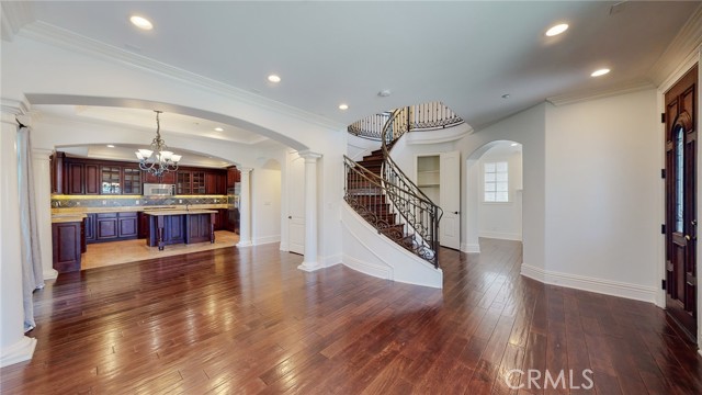 Detail Gallery Image 21 of 75 For 1102 Slauson Ln, Redondo Beach,  CA 90278 - 5 Beds | 4 Baths