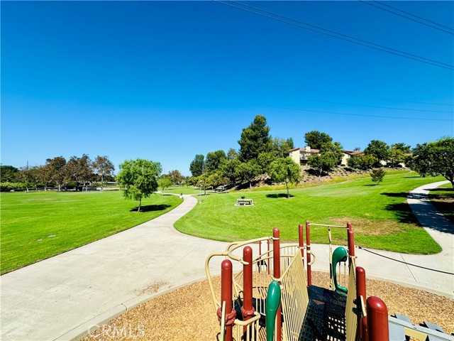 Detail Gallery Image 52 of 61 For 25601 Indian Hill Ln #H,  Laguna Hills,  CA 92653 - 2 Beds | 2 Baths