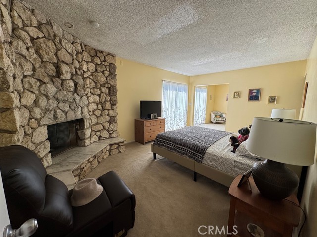 4922 Lowell Avenue, Glendale CA: https://media.crmls.org/medias/60aee102-005a-4a53-8fc0-a18238aa92d6.jpg