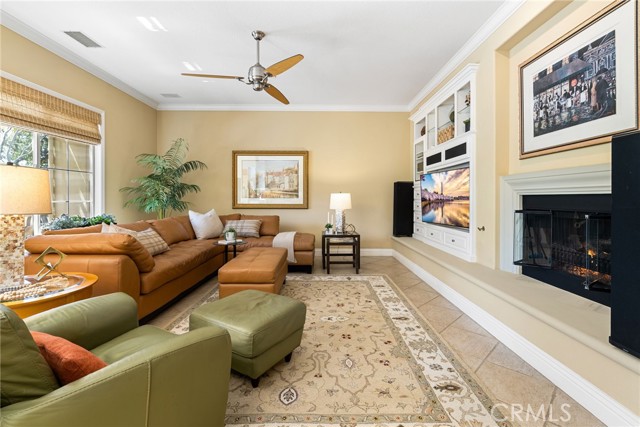 Detail Gallery Image 13 of 42 For 10472 Yosemite Way, Tustin,  CA 92782 - 4 Beds | 3/1 Baths