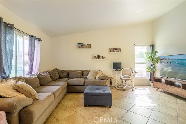 Detail Gallery Image 8 of 30 For 20731 Brookdale Ln, Huntington Beach,  CA 92646 - 3 Beds | 2 Baths