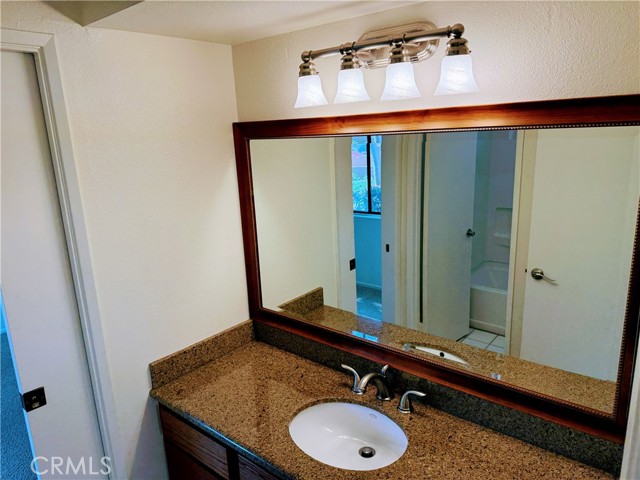 Detail Gallery Image 9 of 16 For 25671 Le Parc #85,  Lake Forest,  CA 92630 - 2 Beds | 1 Baths