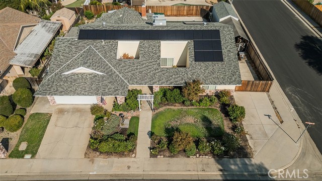 2468 Laverne, Clovis CA: https://media.crmls.org/medias/60afa2a8-9852-4240-bd25-706c38208160.jpg