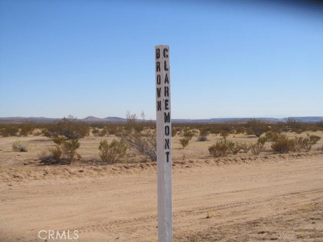 Detail Gallery Image 1 of 10 For 5007 Brown Bld, California City,  CA 93505 - – Beds | – Baths