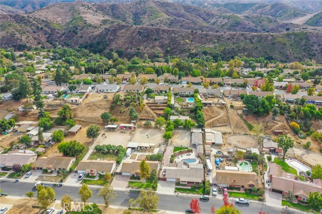 Detail Gallery Image 43 of 55 For 1306 Mellow Ln, Simi Valley,  CA 93065 - 4 Beds | 2 Baths