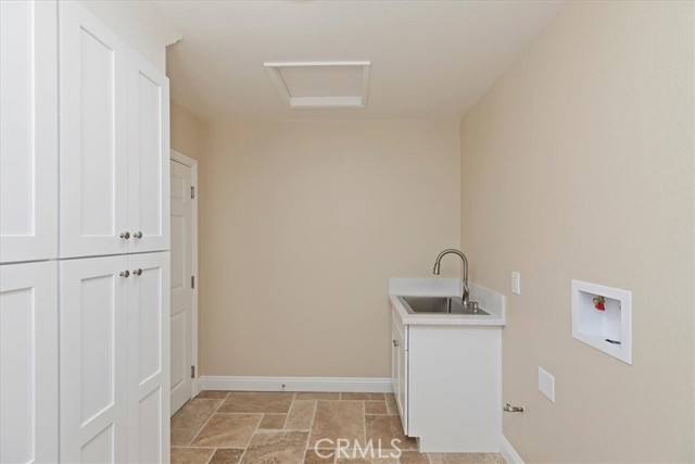 1730 Sunny knoll, Fullerton CA: https://media.crmls.org/medias/60b14a9e-ce99-4a98-aeb8-2b9ae4020235.jpg
