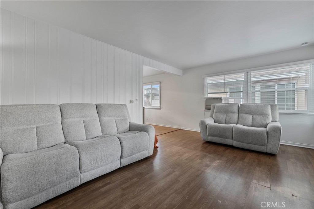 MLS #SR25238213 image #5