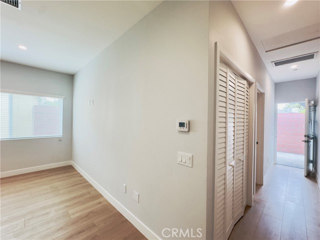 17522 1/2 Lemay Street, Lake Balboa CA: https://media.crmls.org/medias/60b1f3ad-597f-4270-ad0c-fac0acc915d3.jpg