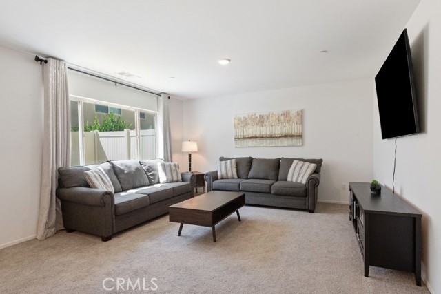 32985 Middlegate Place, Lake Elsinore CA: https://media.crmls.org/medias/60b246f7-3324-4a11-989f-1450b6de96b1.jpg