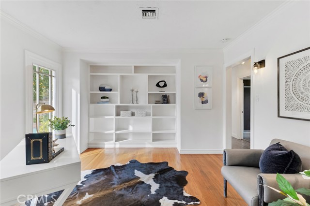 Detail Gallery Image 24 of 42 For 17716 Nordhoff St, Northridge,  CA 91325 - 4 Beds | 2 Baths