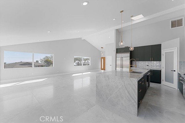 Detail Gallery Image 6 of 36 For 2704 Vista Mesa, Rancho Palos Verdes,  CA 90275 - 5 Beds | 2/1 Baths