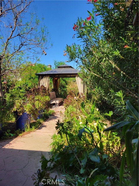 Detail Gallery Image 6 of 8 For 16638 Shuning Ct, Moreno Valley,  CA 92551 - 4 Beds | 3 Baths