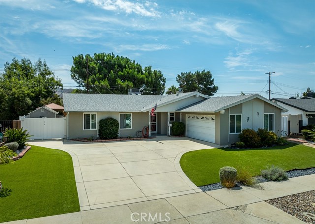 Detail Gallery Image 1 of 1 For 12708 Lazard St, Sylmar,  CA 91342 - 4 Beds | 2 Baths