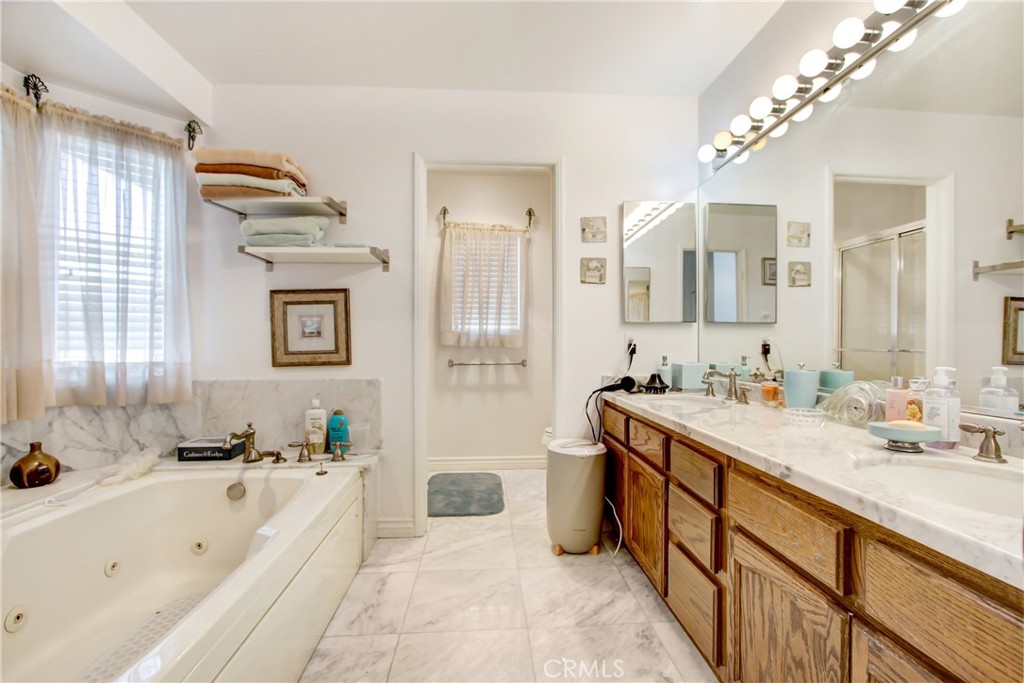 MLS #CV25194391 image #25