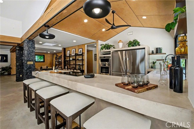 Detail Gallery Image 13 of 46 For 9701 Bothwell Road, Northridge,  CA 91324 - 4 Beds | 3/1 Baths