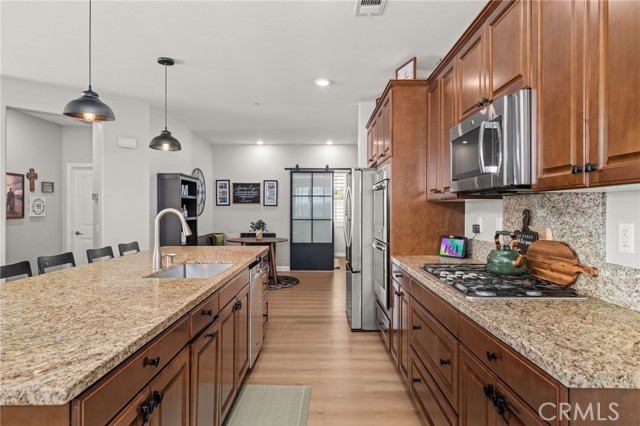 Detail Gallery Image 13 of 46 For 11923 Meander Way, Jurupa Valley,  CA 91752 - 4 Beds | 2 Baths