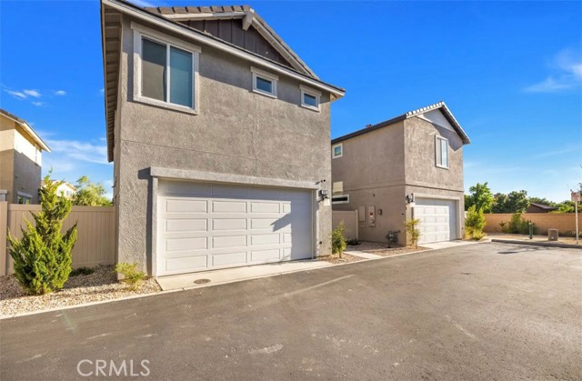 Detail Gallery Image 32 of 35 For 272 Crossroads Ln, Palmdale,  CA 93551 - 3 Beds | 2/1 Baths