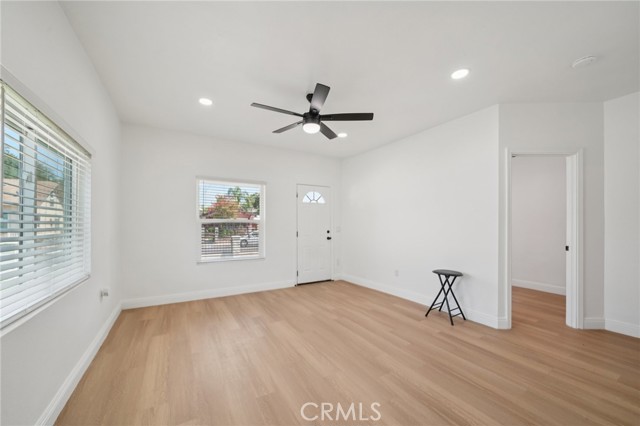 Detail Gallery Image 6 of 40 For 3882 Taft St, Riverside,  CA 92503 - 3 Beds | 2 Baths