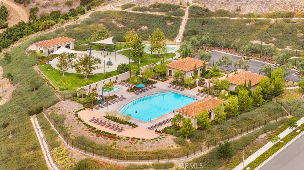 MLS #OC25246259 image #43