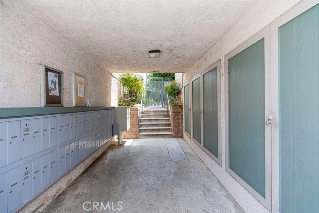 Detail Gallery Image 9 of 29 For 13100 Bromont Ave #8,  Sylmar,  CA 91342 - 2 Beds | 1 Baths