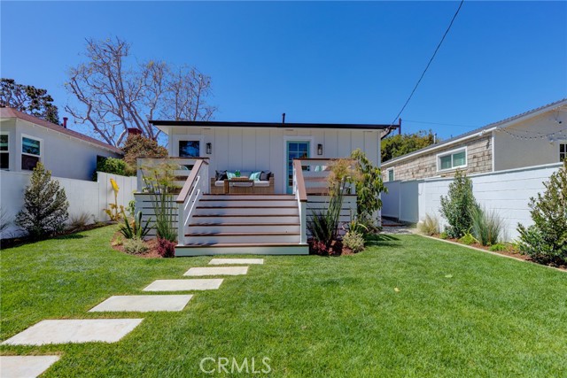 1420 Walnut Avenue, Manhattan Beach, California 90266, 3 Bedrooms Bedrooms, ,1 BathroomBathrooms,Residential,Sold,Walnut,SB23054654