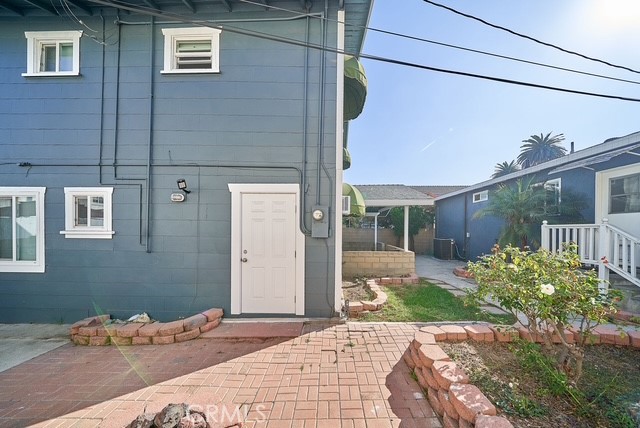 4117 E Theresa Street, Long Beach CA: https://media.crmls.org/medias/60baba3d-4b52-4f88-9158-c48c99f7e28d.jpg