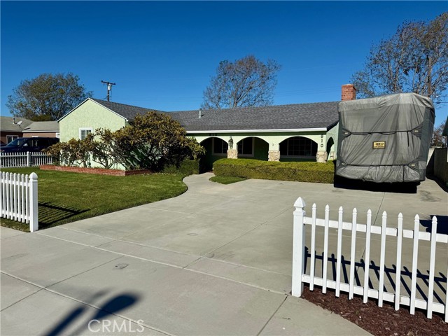 Detail Gallery Image 3 of 35 For 810 Congress, Costa Mesa,  CA 92627 - 3 Beds | 2 Baths
