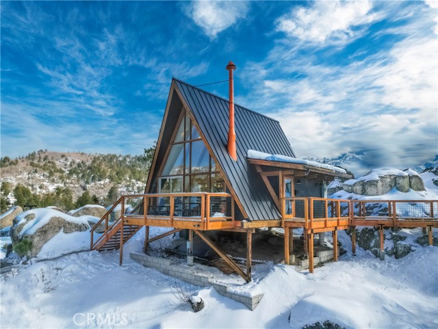Detail Gallery Image 11 of 57 For 2313 Birch Dr, Arrowbear,  CA 92382 - 2 Beds | 1 Baths