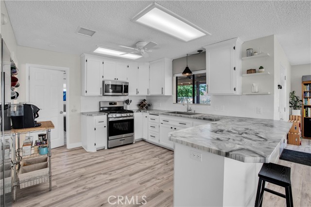 Detail Gallery Image 12 of 51 For 57920 Buena Vista Dr, Yucca Valley,  CA 92284 - 3 Beds | 2 Baths